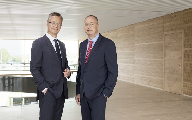 Stiebel-Eltron-Geschäftsführung: Dr. Kai Schiefelbein (links) und Dr. Nicholas Matten. - © Stiebel Elton
