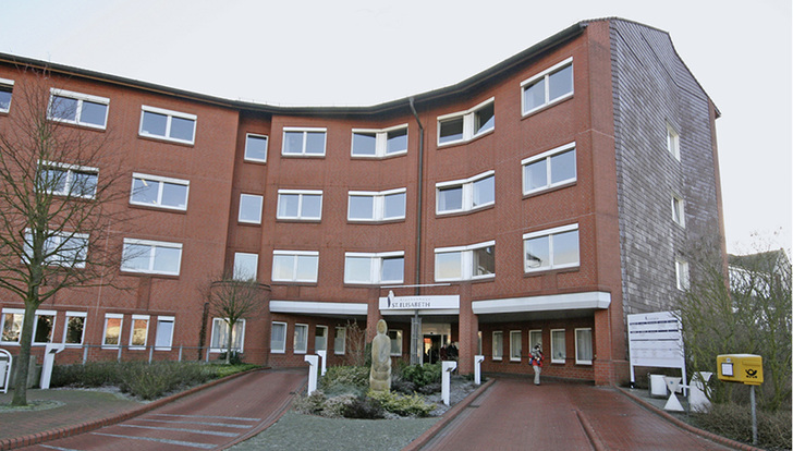 <p>
</p>

<p>
<span class="GVAbbildungszahl">1</span>
 Das St. Elisabeth Krankenhaus in Damme verfügt über 235 Betten und 800 Mitarbeiter und seit 2016 über eine hocheffiziente Energieerzeugung. 
</p> - © Remeha GmbH, Emsdetten

