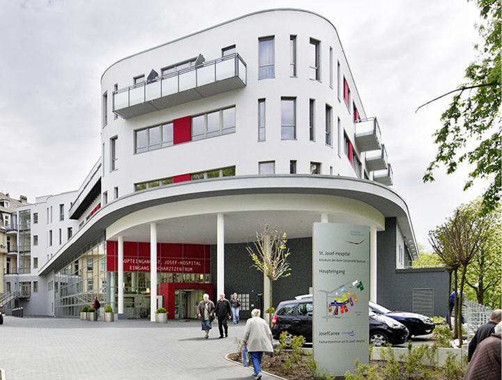 



1
 Gebäudehüllen werden immer dichter. Deshalb sollten Anlagen für die Entrauchung anhand der gleichen Parameter wie Überdruckanlagen ausgelegt werden. 
