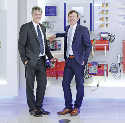 <p>
</p>

<p>
Norbert Heger (rechts), Geschäftsführer der Trox HGI GmbH, und Michael Buschmann leiten die Trox Service GmbH & Co. KG.
</p> - © Trox

