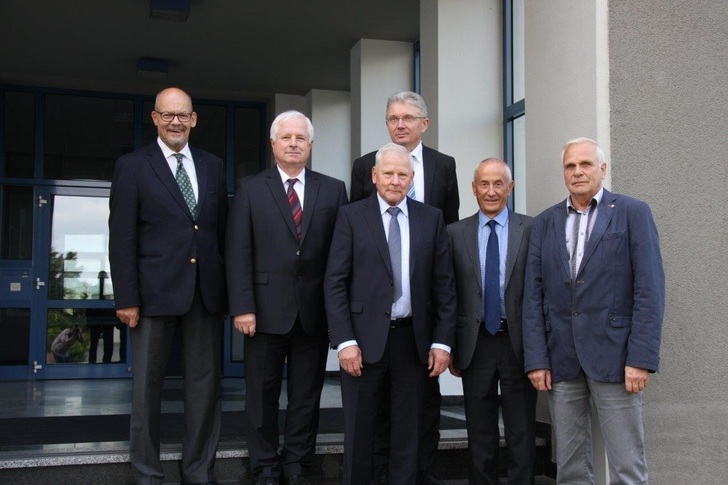 RA Klaus-Dieter Wülfrath, Dr. rer. nat. habil. Ralf Herzog (GF ILK), Prof. Dipl.-Ing. Eberhard Wobst, Prof. Dr.-Ing. Uwe Franzke (Prokurist ILK), Dr.-Ing. Hans-Gerd Bannasch, Prof. Dr.-Ing Achim Trogisch.
