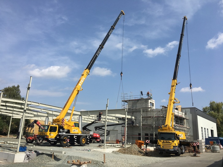 Das neue Howatherm-Logistikzentrum nimmt Gestalt an (August 2018). - © Howatherm
