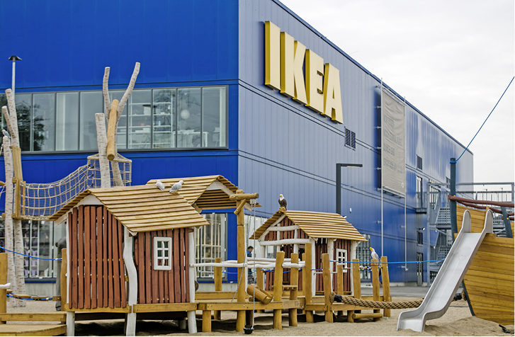 <p>
</p>

<p>
<span class="GVAbbildungszahl">1</span>
 „More Sustainable Store“ nennt Ikea das im Oktober 2017 eröffnete Einrichtungshaus in Kaarst. Es zeichnet sich durch besondere Architektur mit ressourcenschonender Technik und hoher Energieeffizienz aus. 
</p> - © IKEA Deutschland

