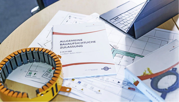
1
 Die Bauordnungen der Länder enthalten keine Rechtsgrundlage dafür, bauaufsichtliche Zulassungen bzw. allgemeine Bauartgenehmigungen oder allgemeine bauaufsichtliche Prüfzeugnisse auf der Basis von Gutachten zu erweitern. 



