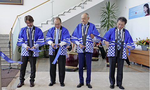 <p>
Eröffnungszeremonie der Panasonic-Wärmepumpenproduktion in Pilsen. 
</p>

<p>
</p> - © Panasonic Deutschland

