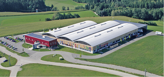 
ÖkoFEN: In der Europazentrale in Niederkappel, werden unter anderem Pellet-Brennwertheizkessel gefertigt. 



