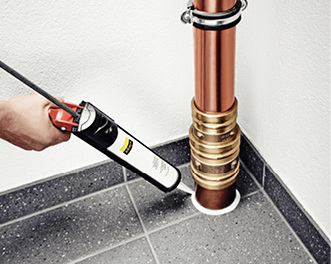 



Restspaltverschluss mit „Viega Brandschutz-Kitt“. 
