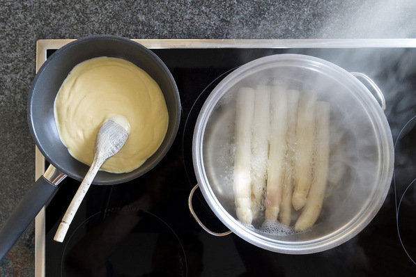 1 In einer Studie wurden Abluft- und Umluft-Dunstabzugshauben in Wohnküchen energie­effizienter Gebäude technisch, energetisch und ­wirtschaftlich bewertet und Empfehlungen für die Systemauswahl ausgesprochen.