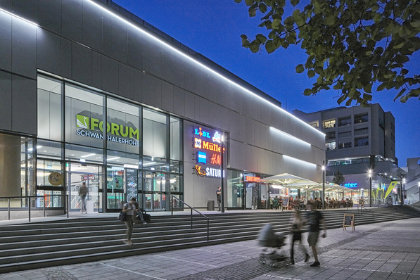 Bild 1 Im Herzen Münchens: Das „Forum Schwan­thalerhöhe“ ist das viertgrößte Einkaufszentrum in der bayerischen Landeshauptstadt.