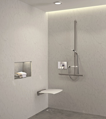 Delabie: Be-Line-Dusch-Klappsitz.