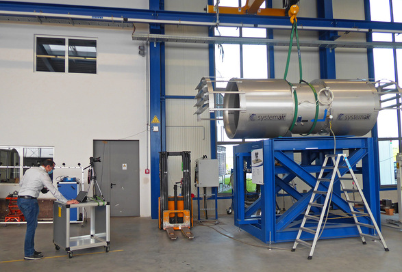 Schubmessung im Prüflabor von Systemair in Boxberg-Windischbuch.