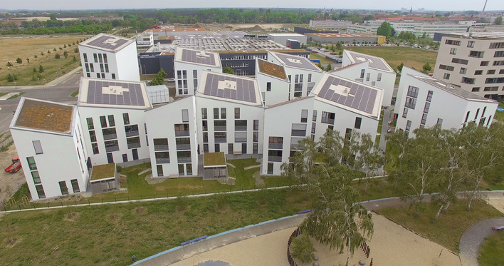 Bild 1:  Smart-City-Quartier Future Living Berlin mitten im SciTech-Hub Berlin-Adlershof.