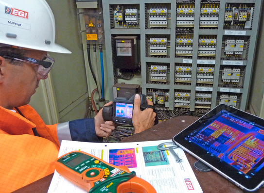 Bild 1:  Mit Thermografie-Kameras und eventuell ­ergänzenden Messgeräten lassen sich Probleme lokalisieren, Anlagen instand halten, Schäden ­vorbeugen und Anlagenwerte sichern.