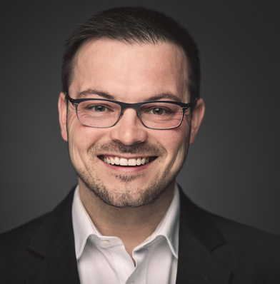 Matthias Ehnert studierte Betriebswirtschaft an der TU Dresden und verantwortet heute als geschäftsführender Gesellschafter die Geschicke der ENWITO GmbH mit Sitz in Dresden. Für deren Marke intelligentis ist der 40-Jährige aktiv als M&A-Berater in der Unternehmensnachfolge für Betriebe der Technischen Gebäudeausrüstung tätig.