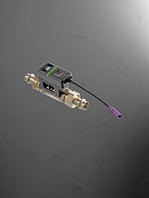 Viega: AquaVip-Zirkulationsregulierventil elektronisch.