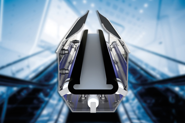 Die UV-C-Lampen sind dort installiert, wo der Handlauf im Verborgenen der Rolltreppe läuft.