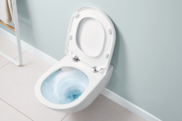 Villeroy & Boch: TwistFlush-WC mit einem kontrollierten Wasserwirbel, der nahezu die gesamte Innenfläche des WCs bespült und Verschmutzungen mitreißt.