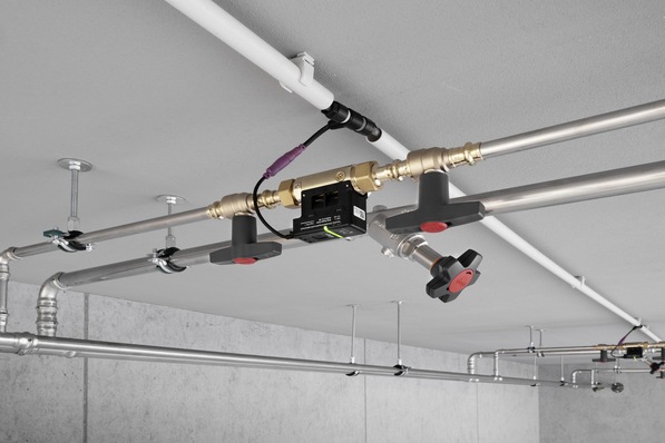 Viega: AquaVip-Zirkulationsregulierventil elektronisch.