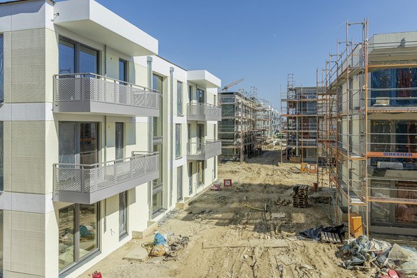 Bild 1 Die technische, aber auch wirtschaftliche Komplexität von Bauprojekten ist stark gestiegen. Entsprechende Bedeutung hat ein vertrags- und gesetzeskonformes Verhalten, um möglichen Einsprüchen oder Vorbehalten von Anfang an zu begegnen.