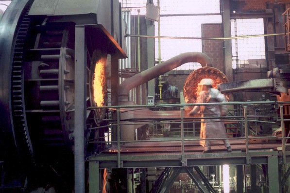 Die Kupferindustrie gehört zu den energieintensiven Industrien und braucht zuverlässige Versorgungsleistungen, um die Produktion aufrecht zu erhalten.