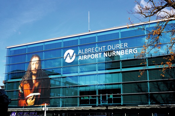 Bild 1 Albrecht Dürer Airport Nürnberg.