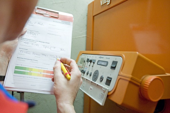 Der ZVSHK hat schon vor vielen Jahren den „Heizungs-Check“ inklusive Hinweisen zur Modernisierung entwickelt.