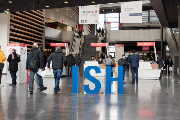Geschäftspartner persönlich treffen, Fachwissen austauschen und Inspiration finden: die ISH in Frankfurt ist der internationale Treffpunkt für die TGA/SHK-Branche.