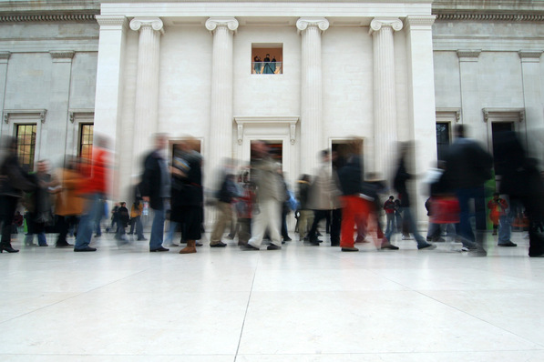 g Museen sind gesellschaftlich relevante und attraktive Institutionen (DMB). Mit einem wachsenden Bewusstsein für die Auswirkungen der Klimatisierungssysteme auf das Klima und die Museumsfinanzen werden auch die Anforderungen an das Raumklima diskutiert.