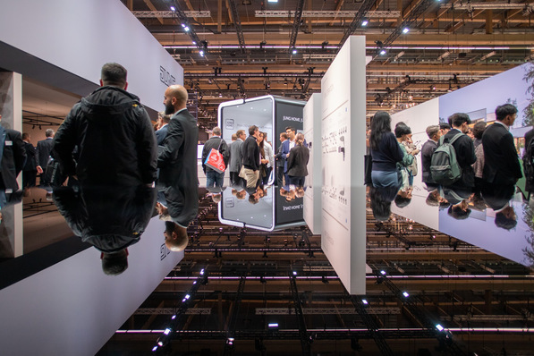  Zur letzten Ausgabe als Light + Building Autumn Edition im Oktober 2022 kamen rund 93 000 Fachbesucher. 2024 liegen die Erwartungen deutlich höher.