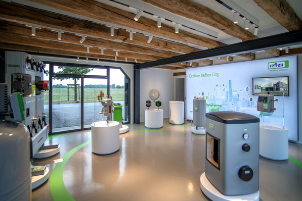  Auf Gut Groß Kleimann wird an funktionsfähigen Anlagen von Reflex Winkelmann praktisch geschult.