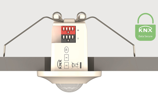  Theben: thePiccola ist in Weiß, Schwarz und auf Anfrage in Sonderfarbe verfügbar.