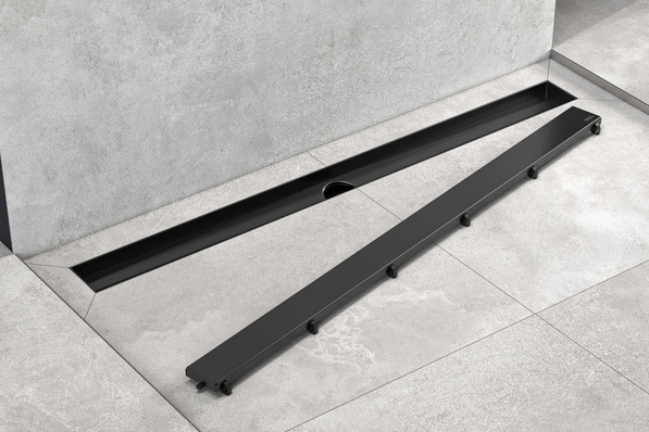 Tece: Tecedrainline in Mattschwarz.