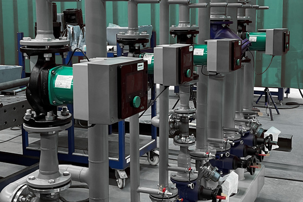 Wilo: Bau eines Fertigverteilers.