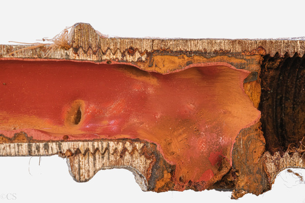 Bild 1 Beispielhafte Darstellung eines Formteiles mit einer unzureichenden Innenbeschichtung.