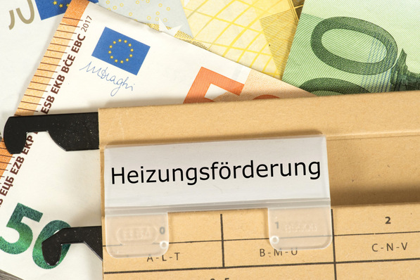 Bild 1 Einfacher ist die Heizungsförderung mit der Richtlinienüberarbeitung im Juli 2026 nicht geworden. Sie könnte trotz teilweise verringerter Zuschüsse die Zahl der gestellten Förderanträge bis zum ersten Degressionsschritt am 1. Februar 2027 deutlich erhöhen.