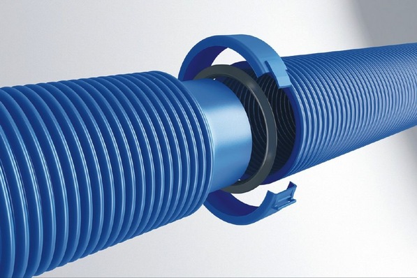 Westaflex condens blue mit Klemmring zum universellen Verbinden.