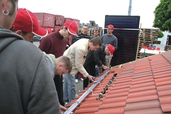 Techniktrends in Bereich solarthermischer Großanlagen waren das Thema bei Solar Diamant Systemtechnik, Wettringen.