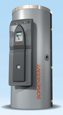 Sonnenkraft: Pufferspeicher mit Trinkwassererwärmung im Durchlaufprinzip.