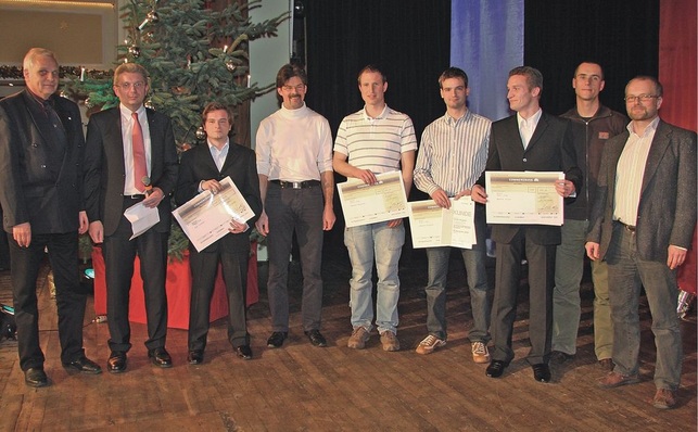 Bei der Verleihung des Studienpreises 2009 des Vereins zur Förderung der Luft- und Kältetechnik: Achim Trogisch, Uwe Franzke, Uwe Lindner, Ralf Heidenreich, Robert Matthes, Martin Klupsch, Marcel Hinze, Mathias Safarik und Karsten Hackeschmidt.