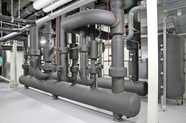 Abb. 1 Durch optimierte Dämmschichtdicken kann die Energieeffizienz von Klima- und Kühlanlagen beträchtlich gesteigert werden. Bei einem Anteil von 14 % des Gesamtenergieverbrauchs in Deutschland für die Kälte- und Klimatechnik (Quelle: Asercom), existiert auch ein erhebliches Umweltpotenzial.