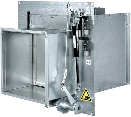 Trox: Die Brandschutz­klappe KA-EU kann in gewerblichen Küchen eingesetzt werden.