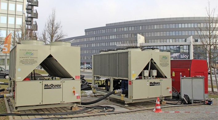 Abb. 1 Mietkältemaschinen von acr chiller rent im Medienpark Unterföhring.