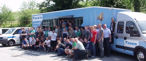 50 Meisterschüler und Umschüler des IKKE zeigten großes Interesse an den Vorträgen zur VRV-Technik und der Nutzung von Wärmerückgewinnung in der Gewerbekälte.