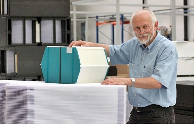 Eberhard Paul gründete 1994 die Firma Paul mit vielen innovativen ­Produktentwicklungen für die Wohnungslüftung in den folgenden Jahren.