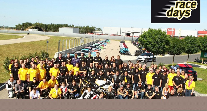 Teilnehmer der ersten Remeha Race Days auf dem LUK DrivingCenter in Baden-Baden.