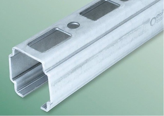 Walraven: C-Profil-Schiene zur beid­seitigen Montage von Zubehörteilen.