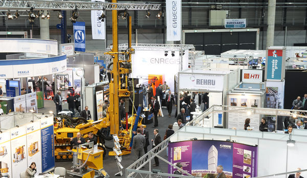 Ausstellungsbereich der GeoTherm im Jahr 2012.