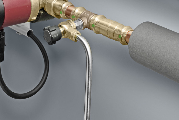 Abb. 1 In der Trinkwasser-Installation müssen gemäß § 14 TrinkwV ­geeignete Probennahmestellen ­vorhanden sein. Sie können einfach nachgerüstet werden.