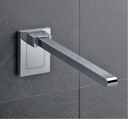 Hewi: Nicht fest installierter Stützklappgriff.