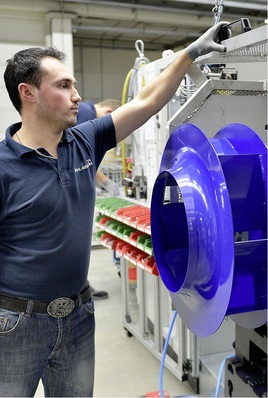 Ventilatorenfertigung bei Ziehl-Abegg.